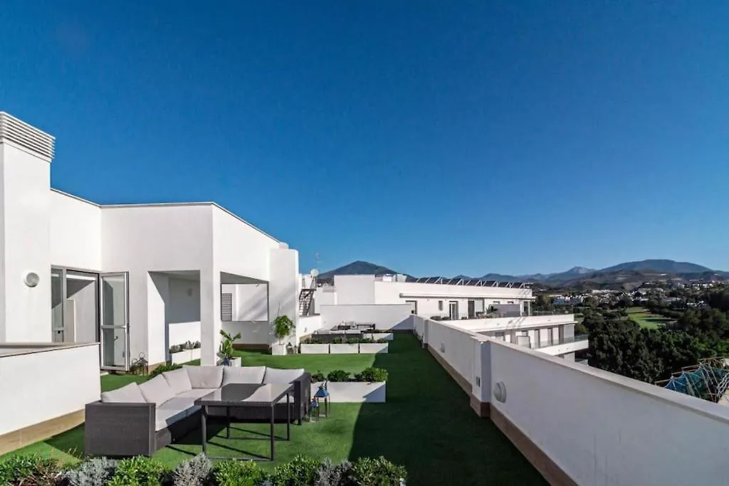 Beautiful Rooftop Pool 3Bed Marbella